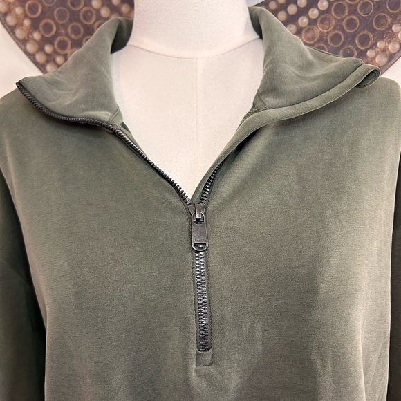 Athleta Seasoft Quarter Zip Top Size M in color Elm | Olive Green - Picture 3 of 7